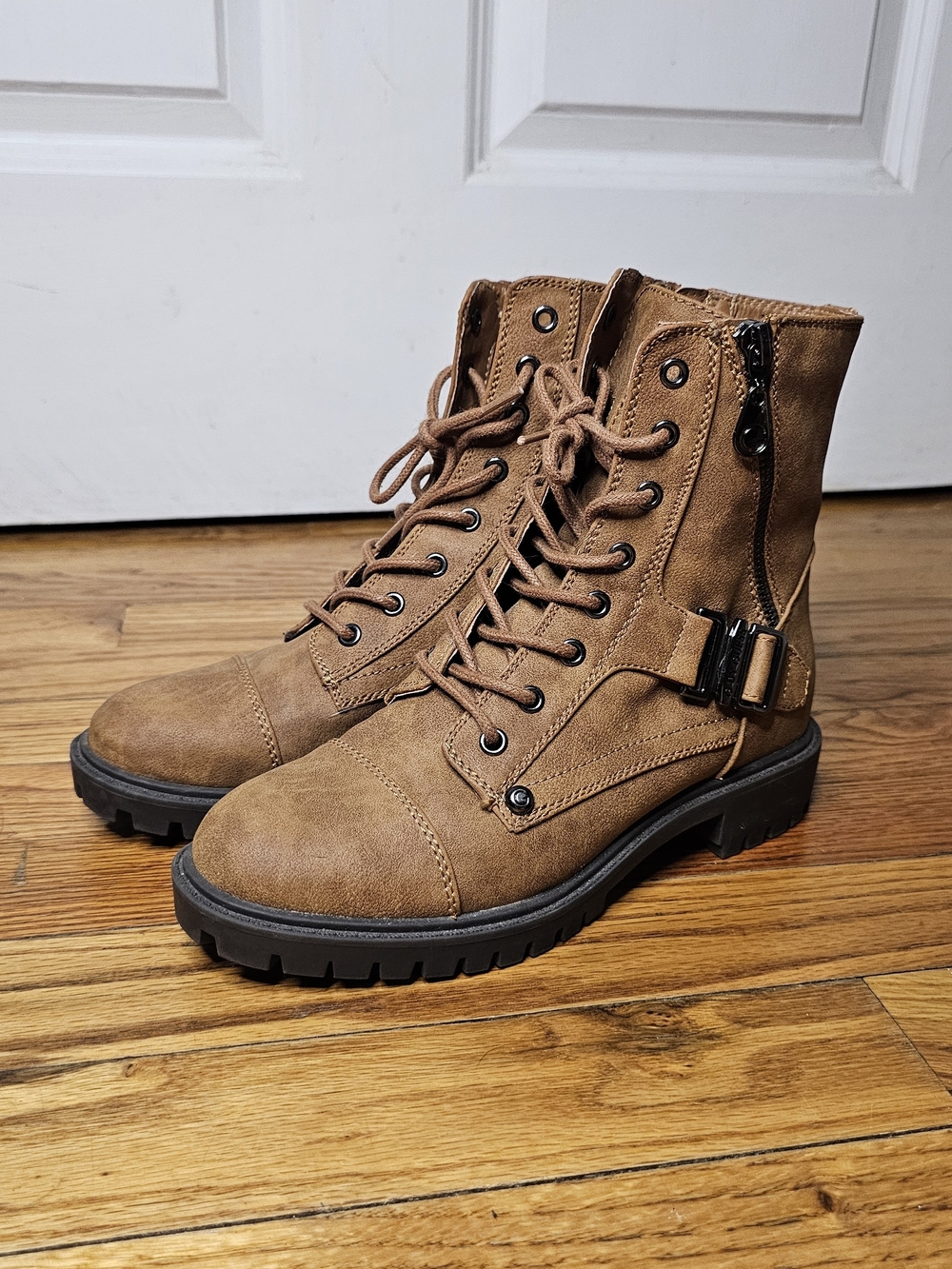 GUESS Lace Up Boots